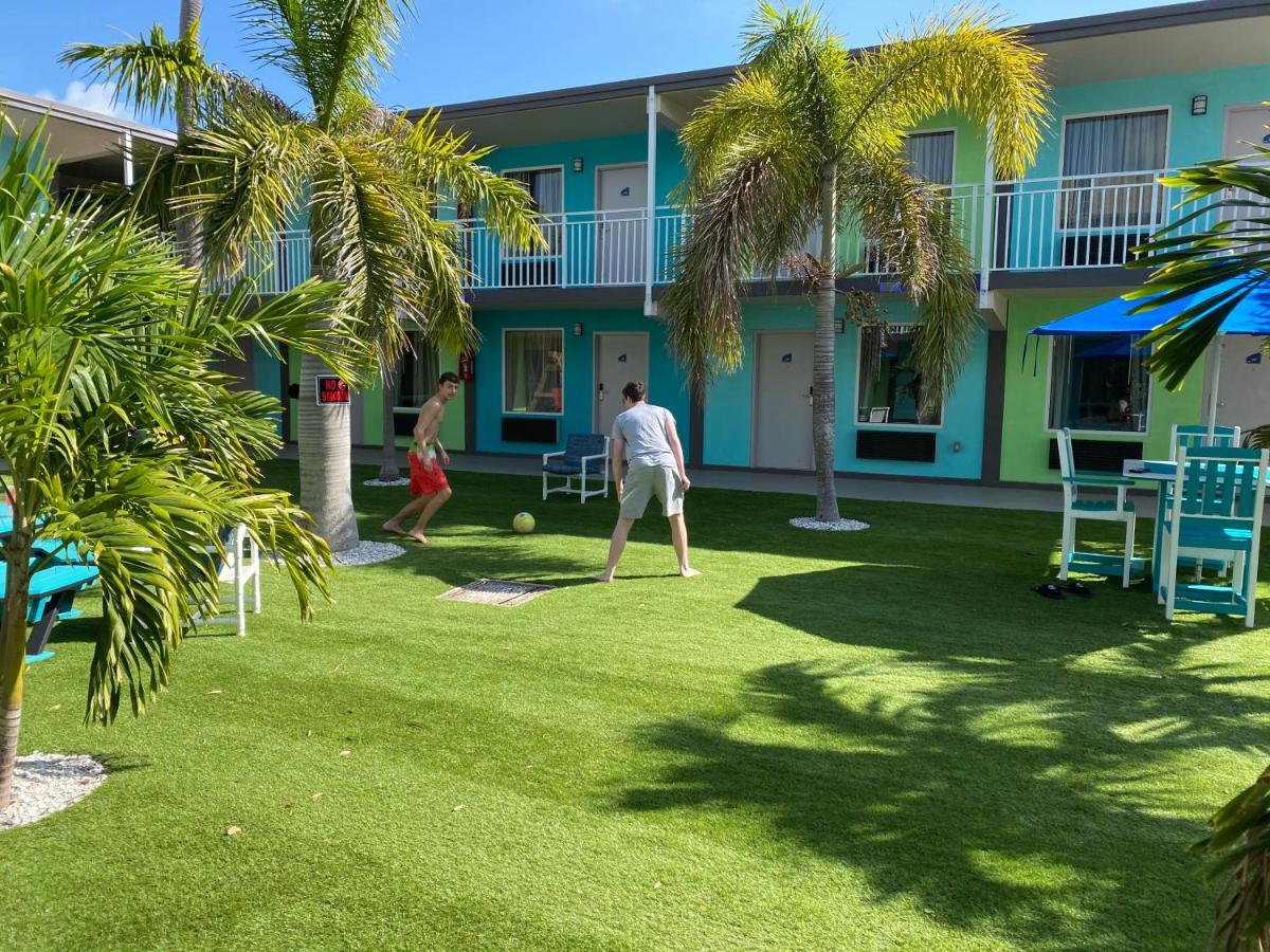 Tropical Inn & Suites, Downtown 克利尔沃特 外观 照片